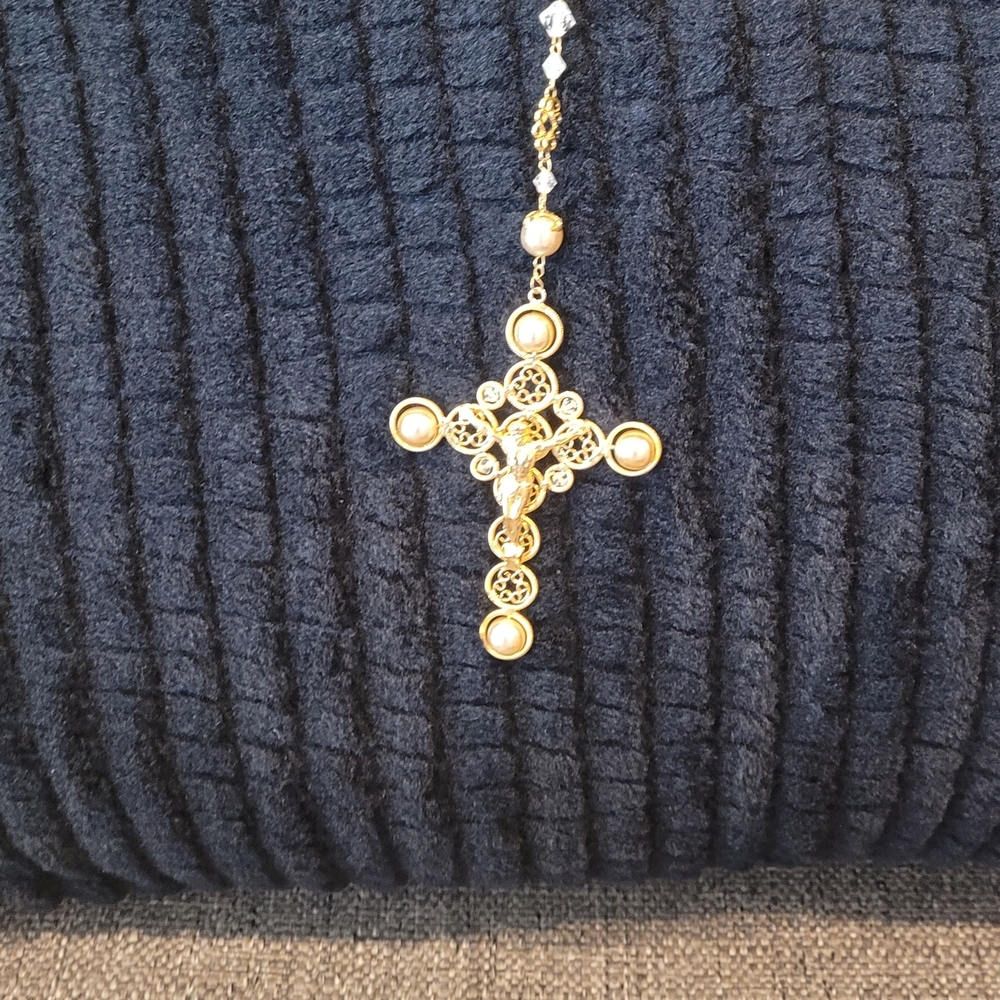 Gold Catholic Wedding Laso, Used during wedding ceremony (Hispanice Culture)